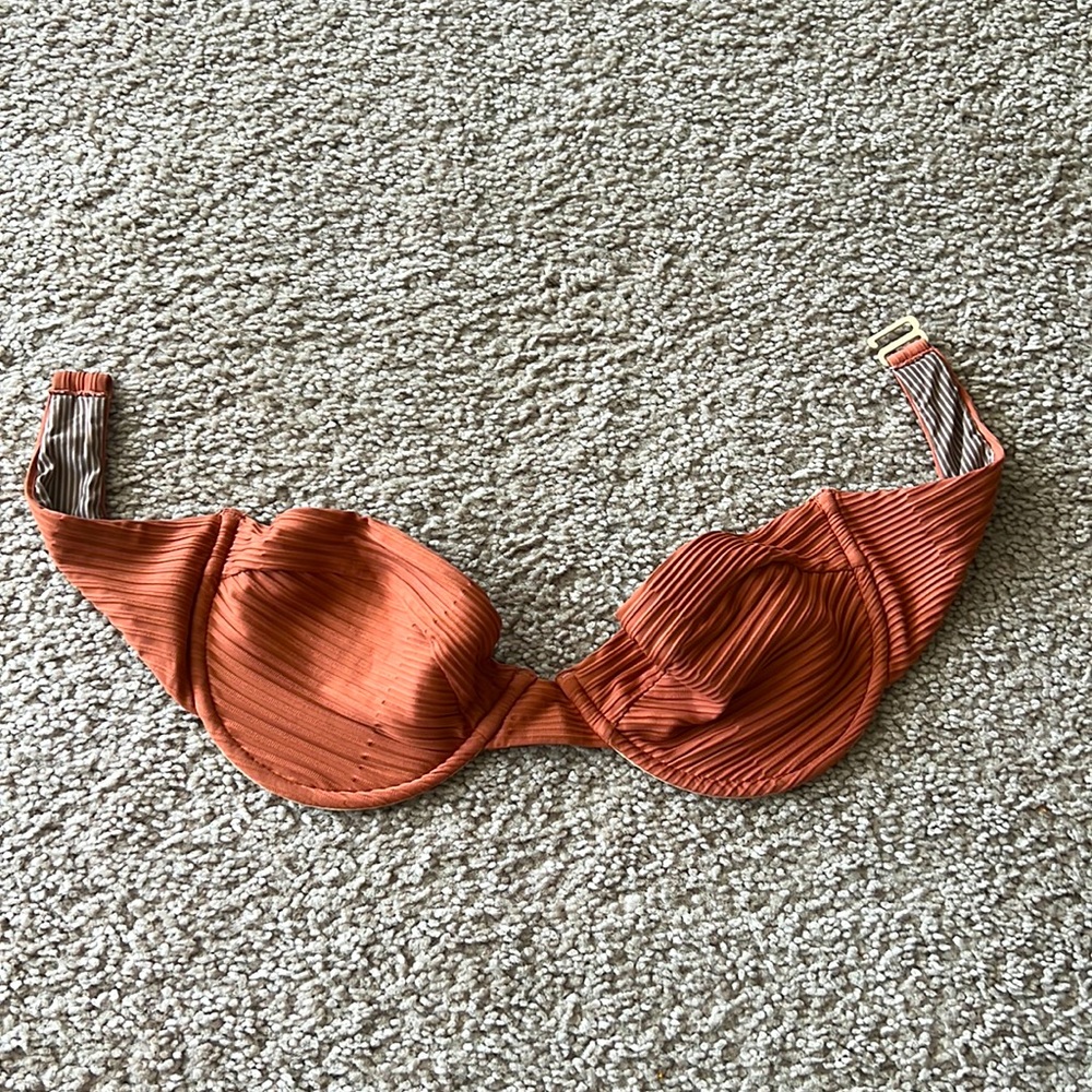 Acacia Rose Bikini Top